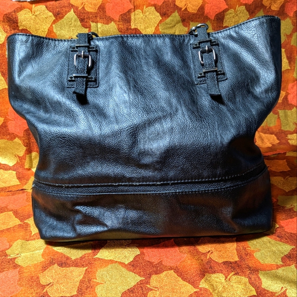 'Simply Vera Vera Wang' Black Handbag